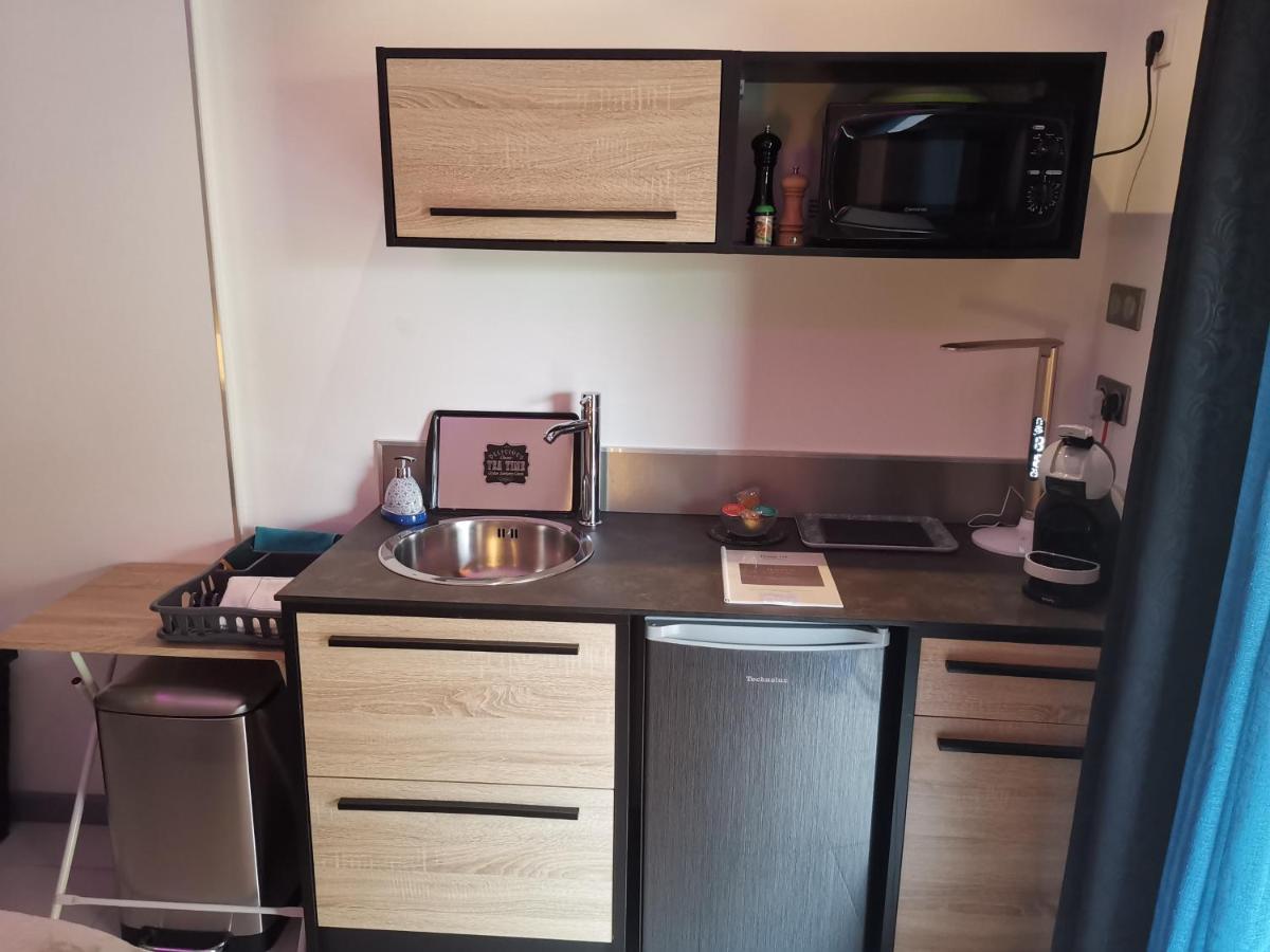 Hostal 170 Room 16 Service Appartement Le Tampon Esterno foto